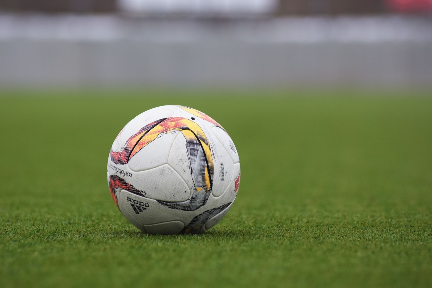 How to Stay Ahead with Real-Time Football Scores